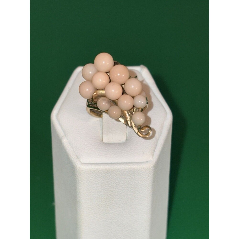 Vintage Soft Pink CORAL BALL CLUSTER 14K Yellow Gold Ring  (SZ 6) Hawaii?